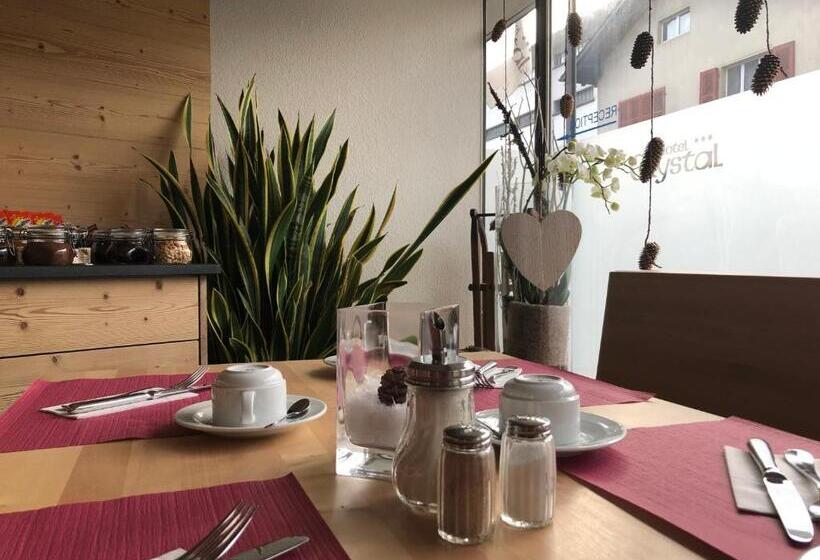 ホテル Crystal Interlaken