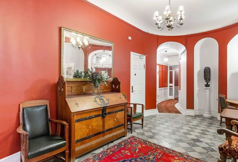 בית מלון כפרי Esplanade, Bw Signature Collection