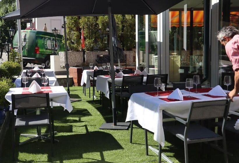 Grichting Hotel & Serviced Apartments