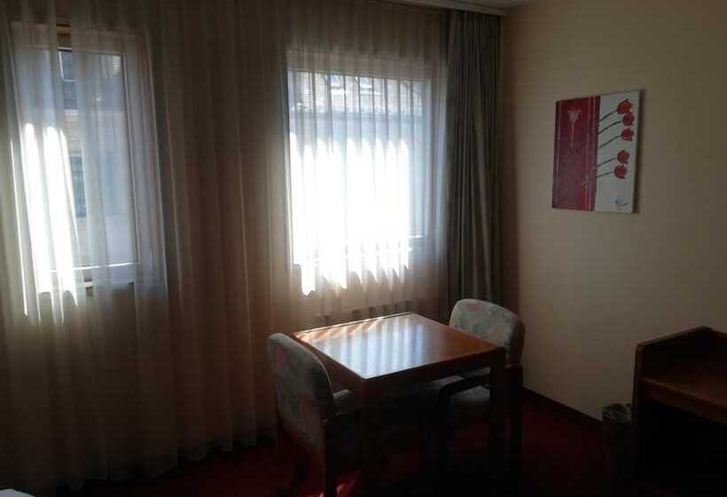 בית מלון כפרי Hôtel Des Trois Rois