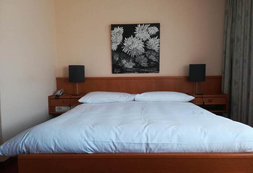 בית מלון כפרי Hôtel Des Trois Rois