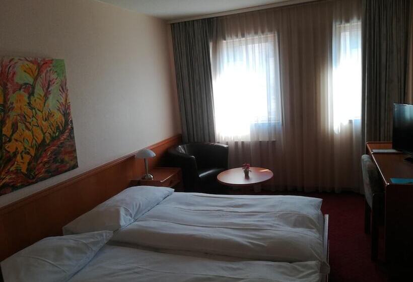 호텔 Hôtel Des Trois Rois