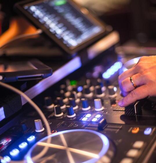 בית מלון כפרי L Hulingen