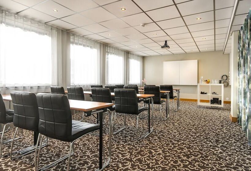 ホテル L Ostersund