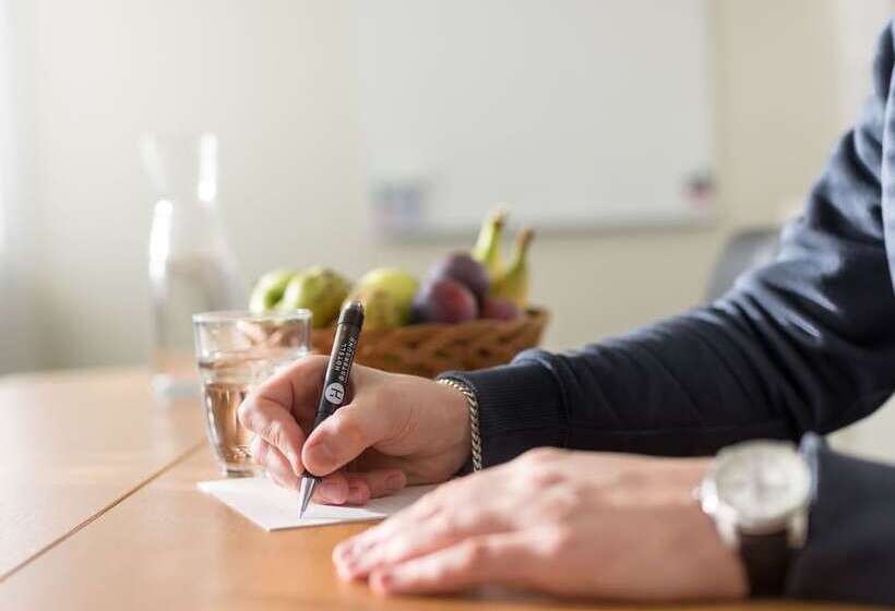 ホテル L Ostersund