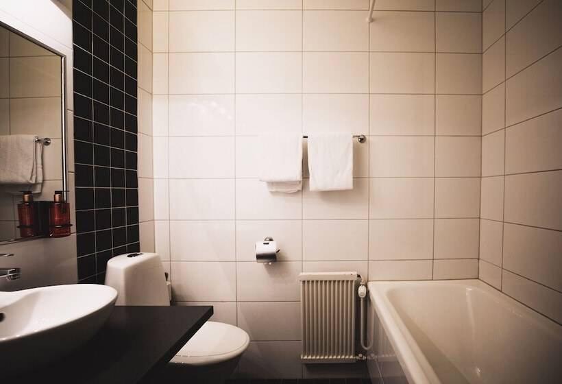 ホテル L Ostersund