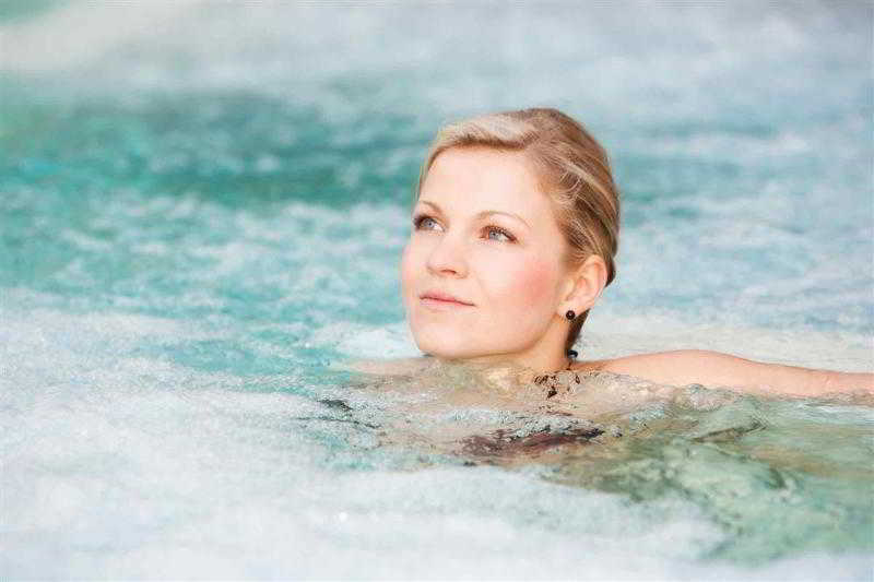 בית מלון כפרי Le Bristol Leukerbad