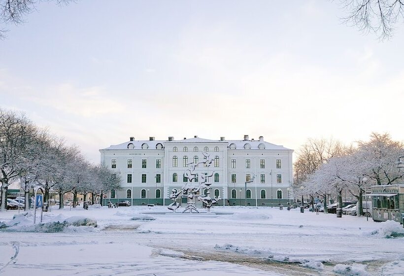 Vänerport Stadshotell I Mariestad
