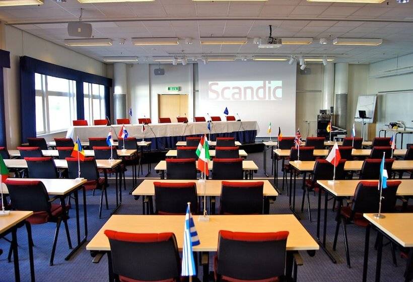 فندق Scandic Södra Kajen