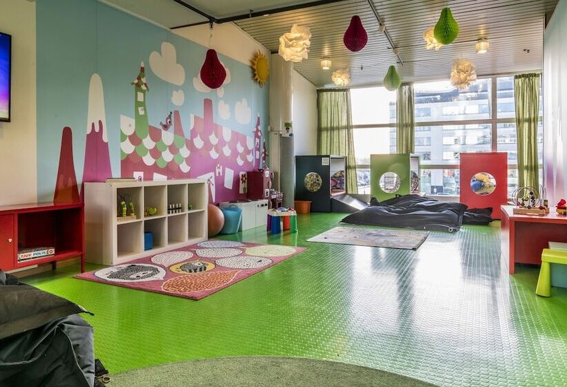 فندق Scandic Södra Kajen