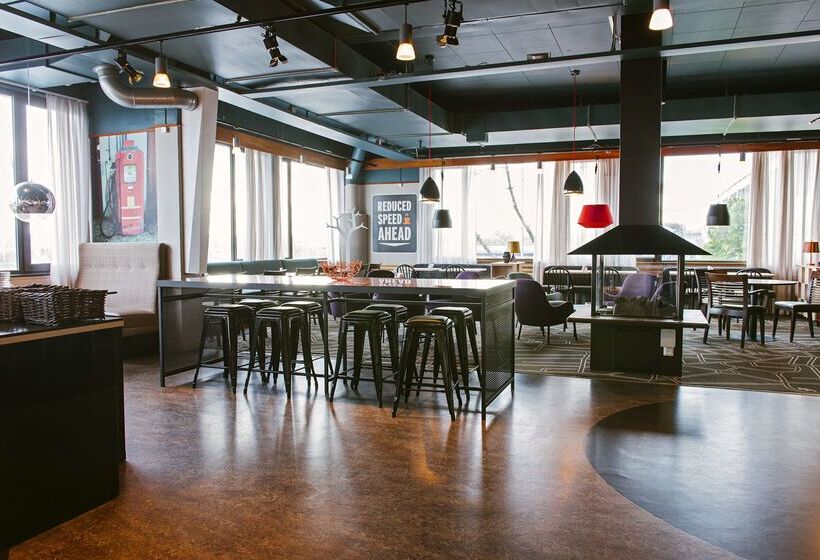 ホテル Scandic Backadal