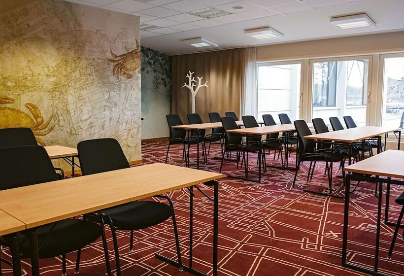 ホテル Scandic Backadal