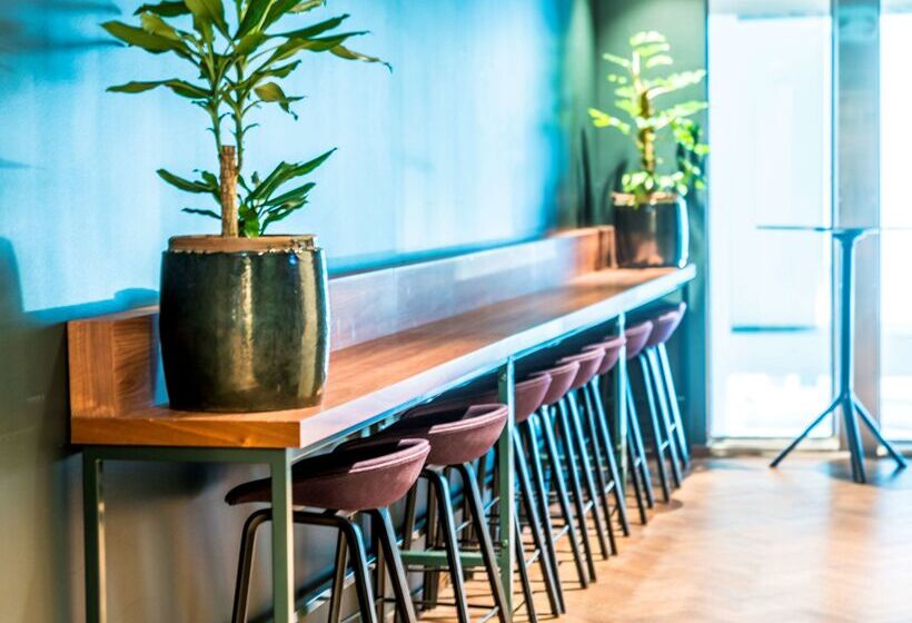 בית מלון כפרי Scandic Continental