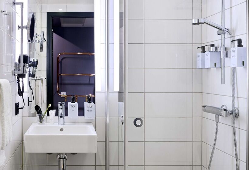 בית מלון כפרי Scandic Continental