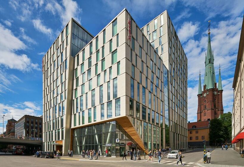 בית מלון כפרי Scandic Continental