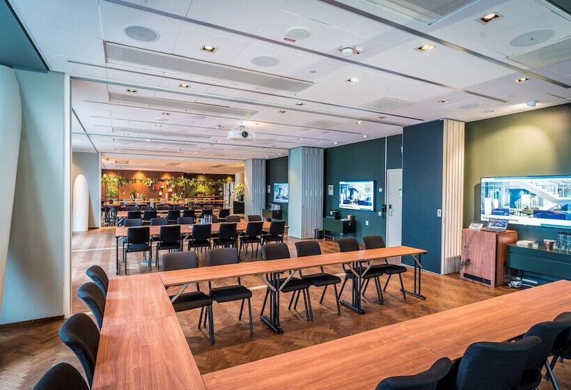 בית מלון כפרי Scandic Continental