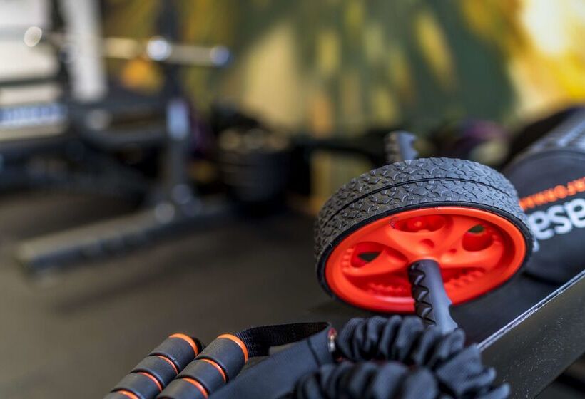 Отель Scandic Elmia