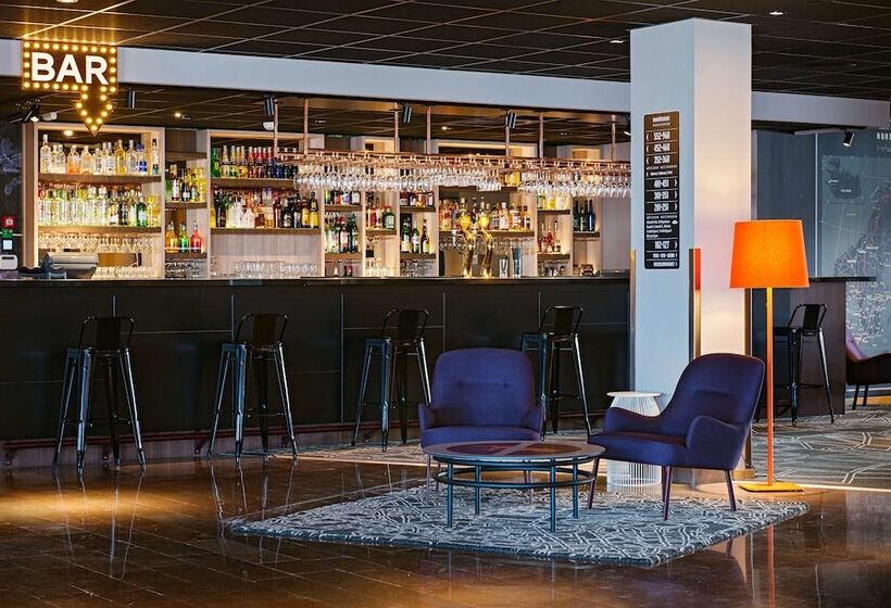 Отель Scandic Elmia