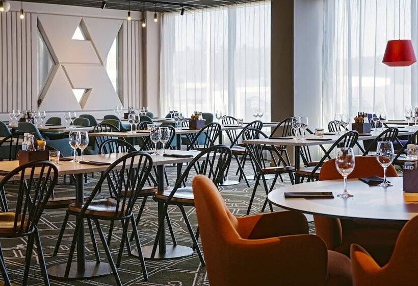 Отель Scandic Elmia