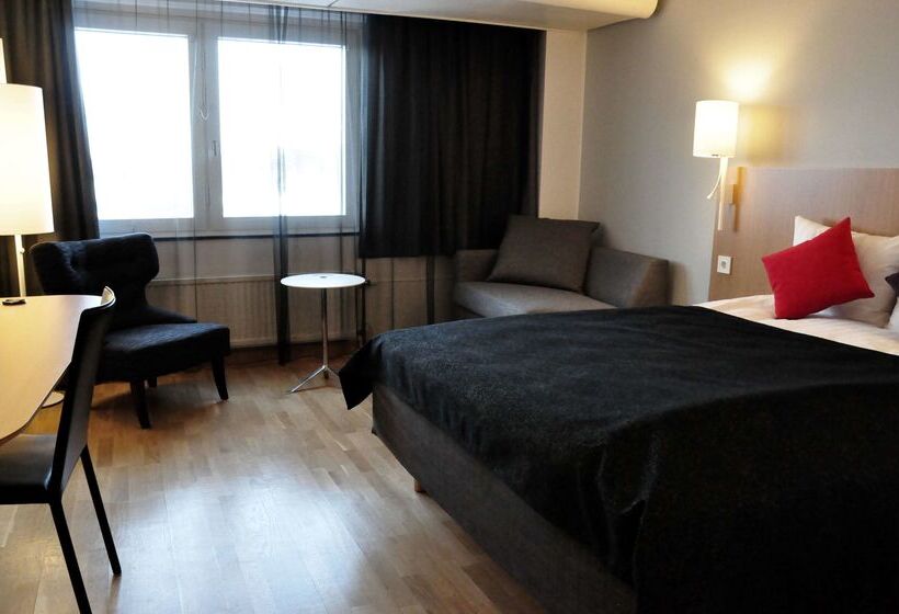 هتل Scandic Jarva Krog