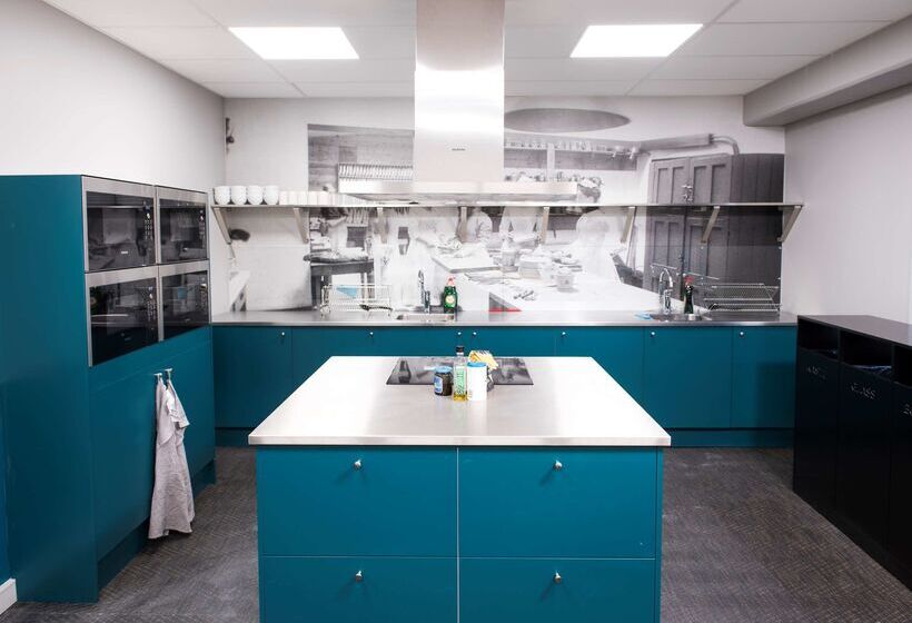 فندق Scandic Kista