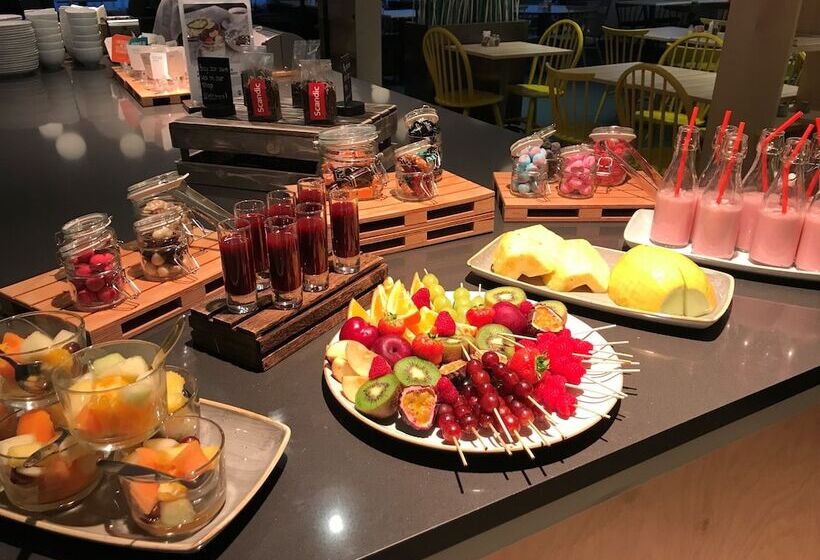 فندق Scandic Kista