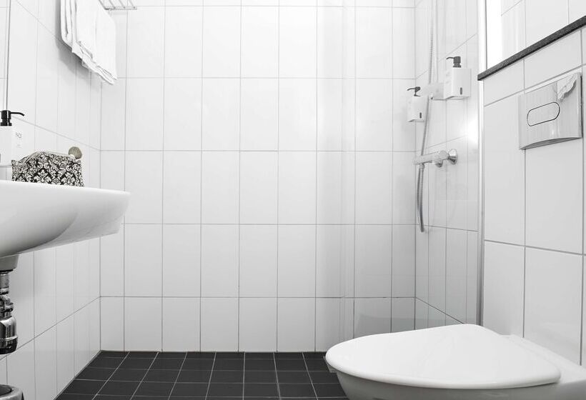 فندق Scandic Segevång