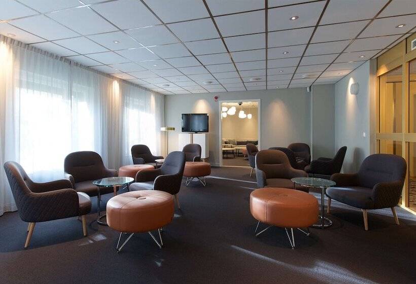 فندق Scandic Skarholmen