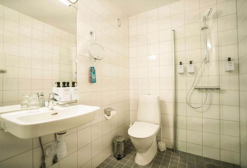 בית מלון כפרי Best Western Plus Skogshöjd