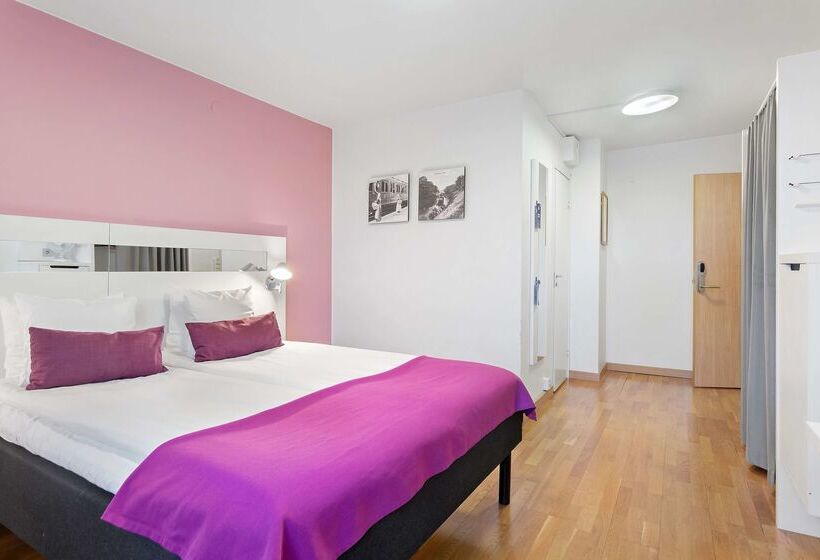 בית מלון כפרי Best Western Plus Skogshöjd