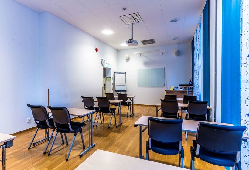 בית מלון כפרי Scandic Stortorget