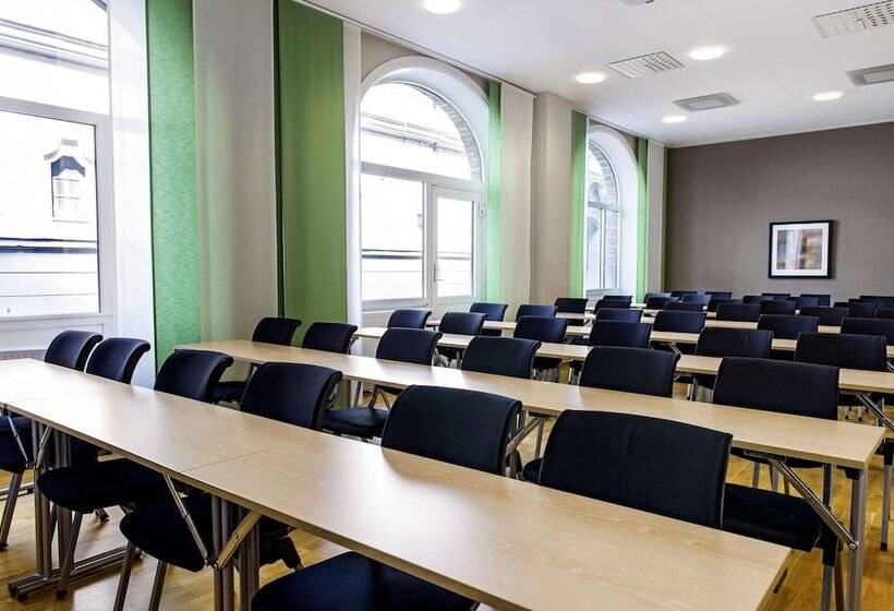 בית מלון כפרי Scandic Stortorget