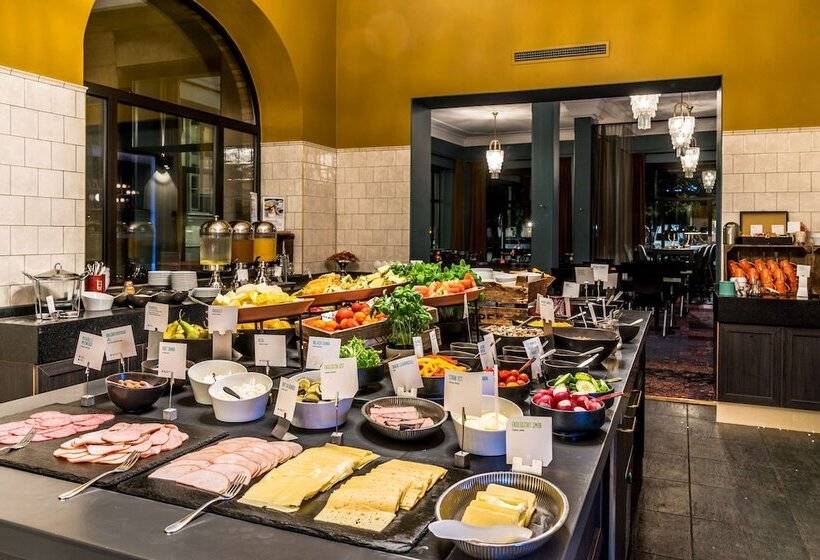 בית מלון כפרי Scandic Stortorget