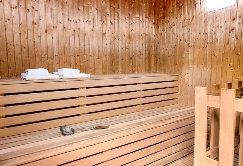 בית מלון כפרי Scandic Stortorget