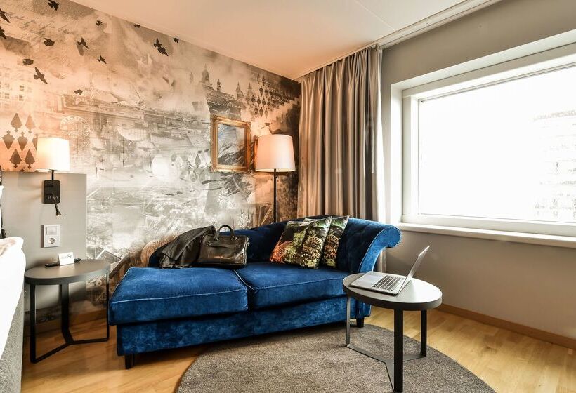 Отель Scandic Triangeln