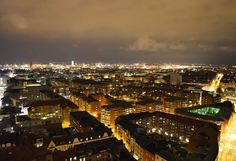 Отель Scandic Triangeln