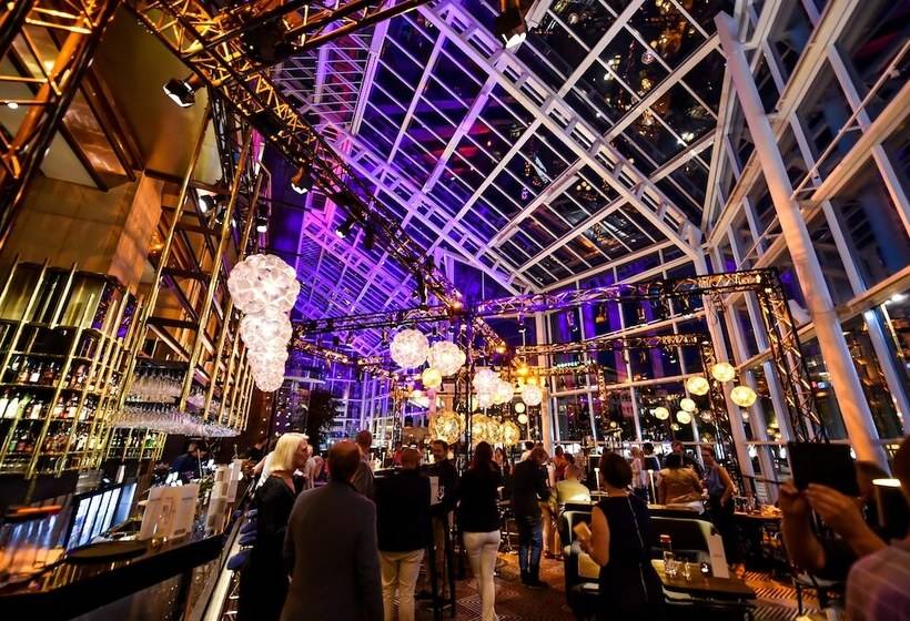 Отель Scandic Triangeln