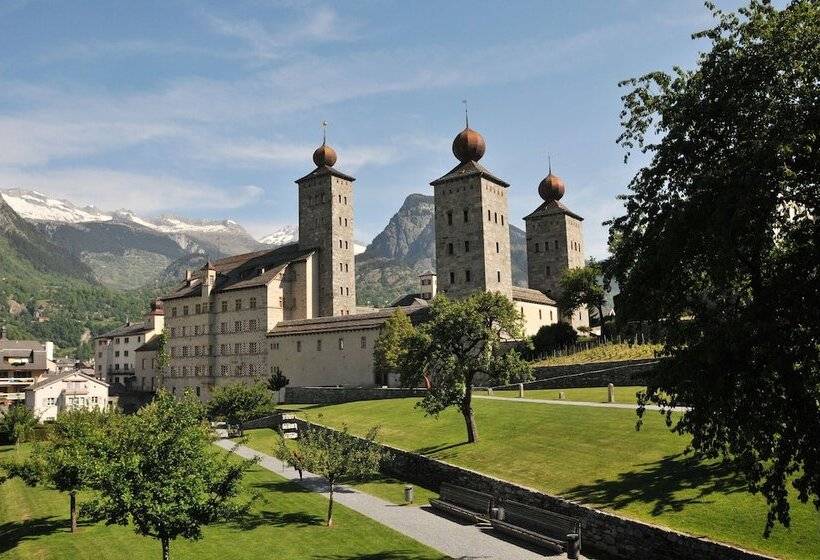 Schlosshotel   Self Check In