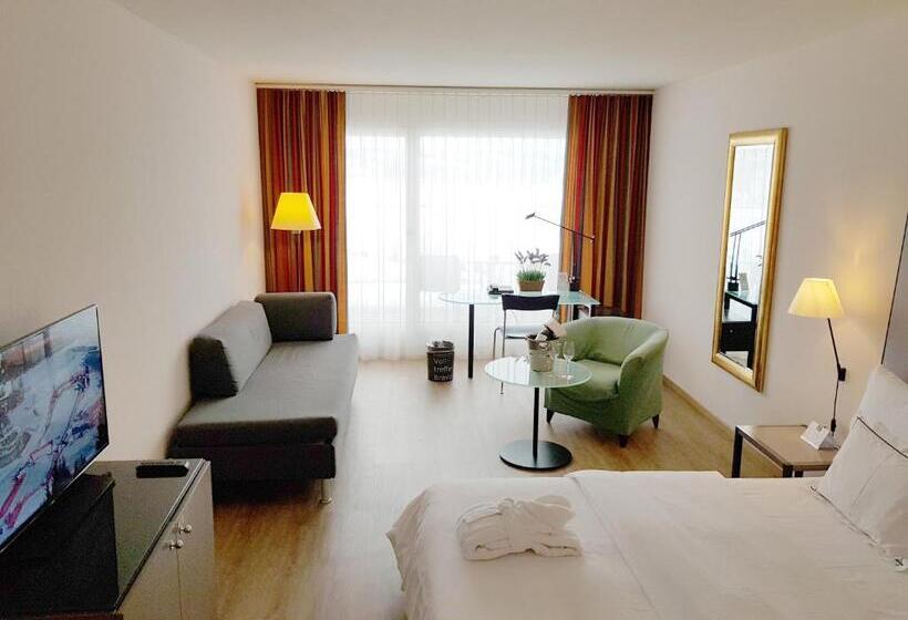 ホテル Seedamm Plaza