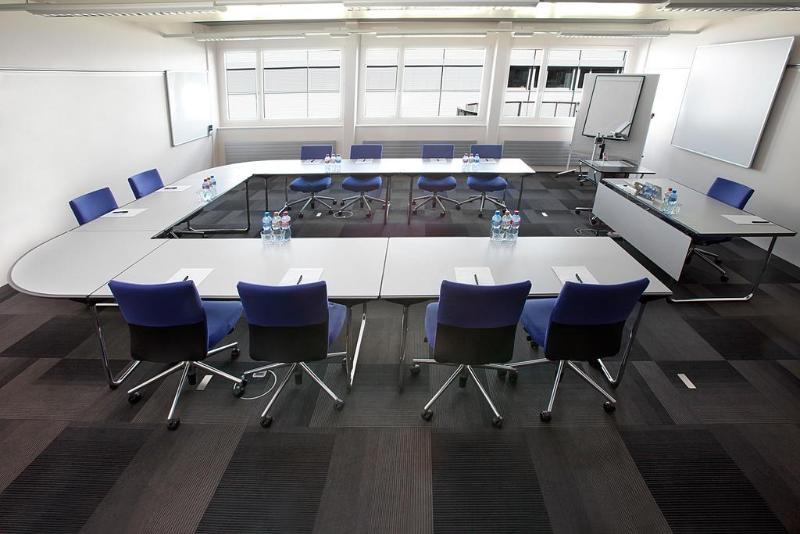 ホテル Seedamm Plaza