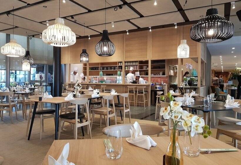 ホテル Seedamm Plaza