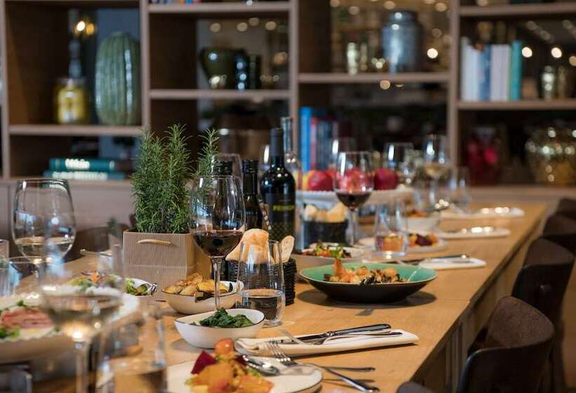 ホテル Seedamm Plaza