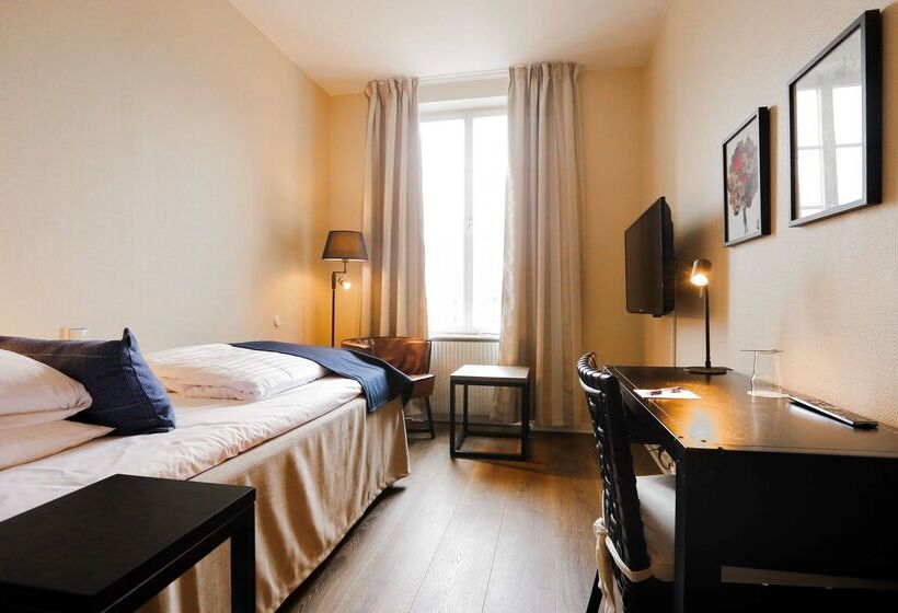 בית מלון כפרי Statt Hassleholm BW Signature Collection