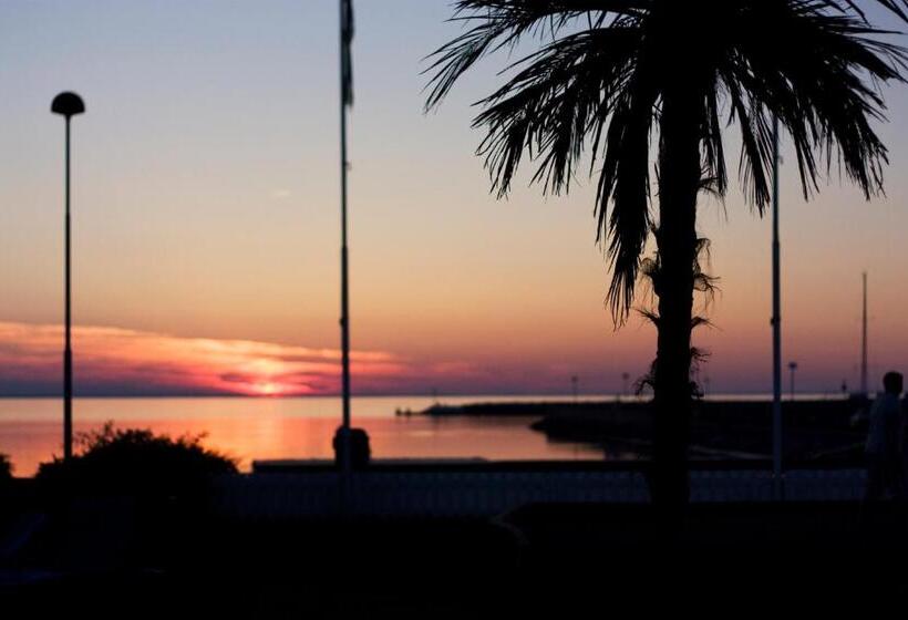 Strand Hotell Borgholm