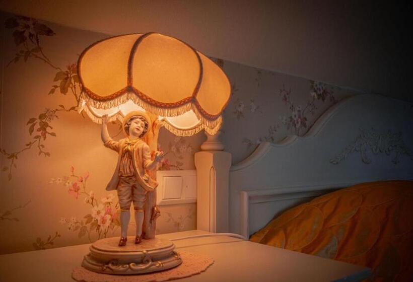 Отель Tanum Gestgifveri