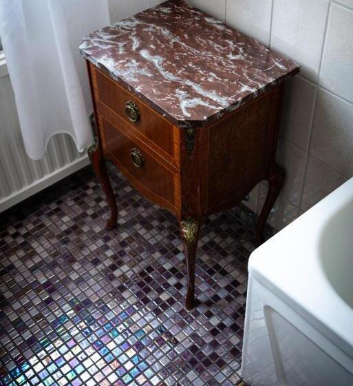 Отель Tanum Gestgifveri