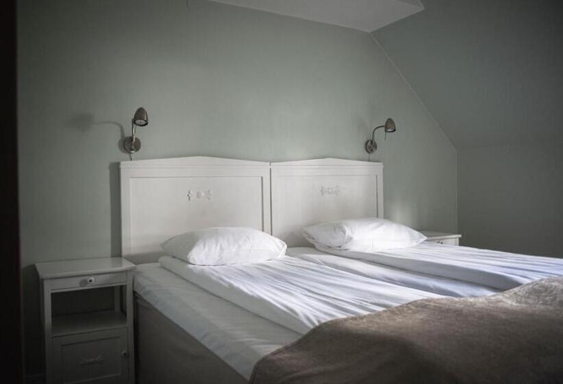 Отель Tanum Gestgifveri