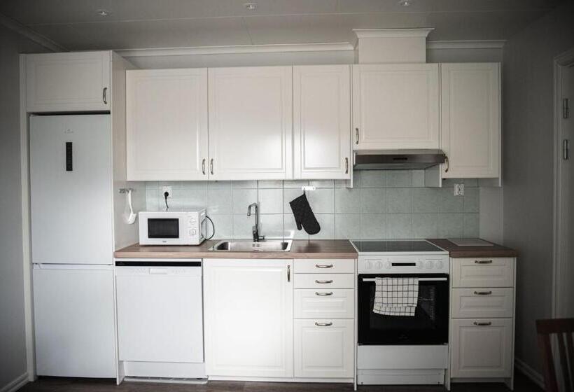 Отель Tanum Gestgifveri