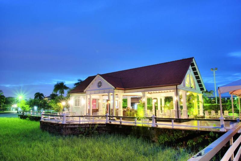 هتل Torarica Resort