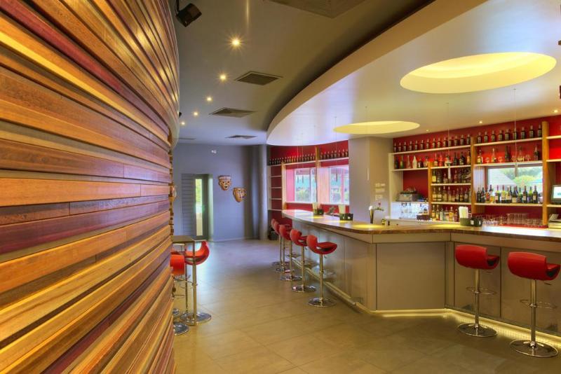 هتل Torarica Resort